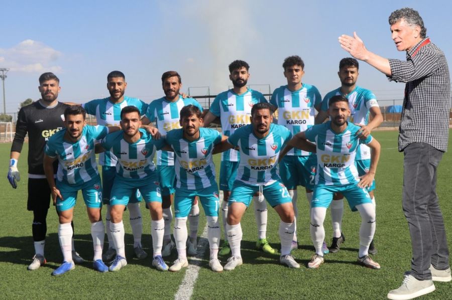 Viranşehir Belediyespor yeni hocasıyla çıktığı ilk maçta Malayta İdman Yurdu sporu 2-0 mağlup etti.
