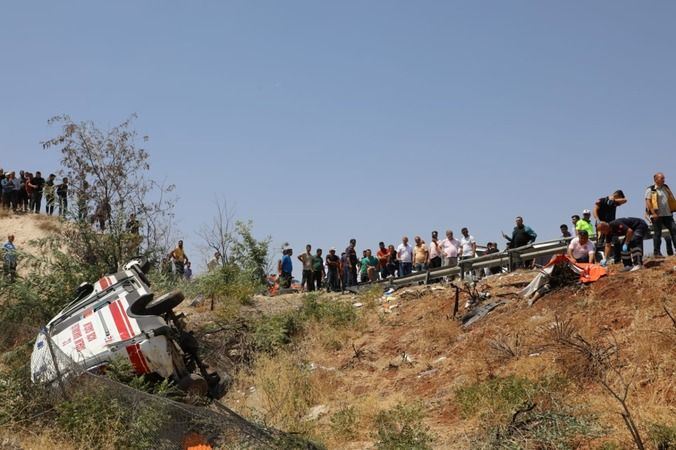 Gaziantep-Şanlıurfa otoyolunda kaza: Çok sayıda ölü ve yaralı