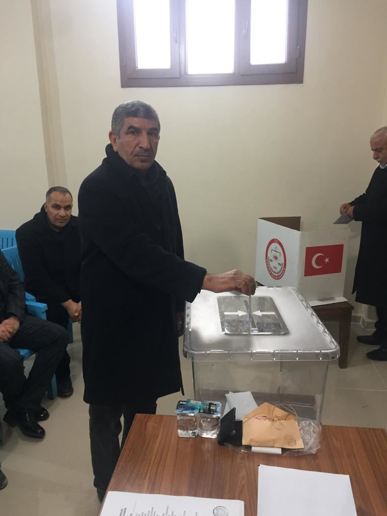Ceylanpınar ziraat odasında  Sinan Keskin güven tazeleyerek yeniden başkan seçildi.