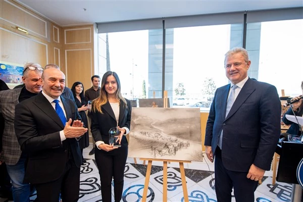 Başkan Soyer, “Rumeli’den Göç” temalı resim sergisinin açılışına katıldı