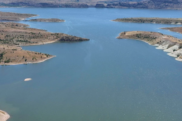 ASKİ, Çamlıdere Barajı’ndan kente su taşıyan ana isale hattını yeniliyor