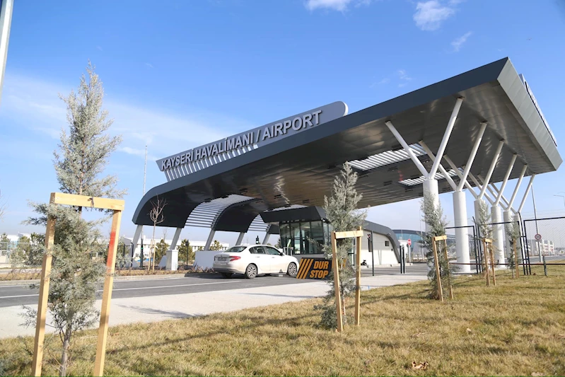 Başkan Büyükkılıç ve Akar, Kayseri Havalimanı Yeni Terminal Binası