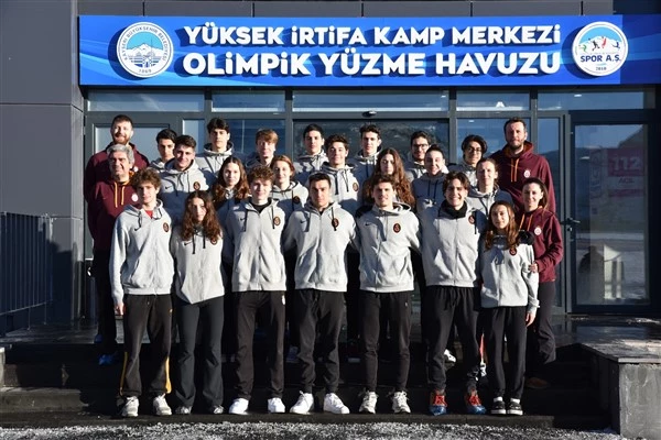 Galatasaray Spor Kulübü Yüzme Takımı antrenman için Kayseri