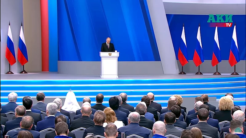 Viladimir Putin: Batı bizi yok etmeye ve gelişmemizi kontrol altına almaya çalışıyor