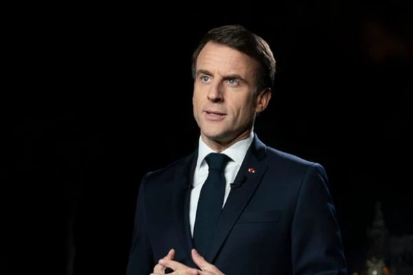 Macron, Oscar kazanan Justine Triet ve ekibini tebrik etti