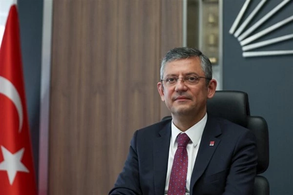 CHP Genel Başkanı Özel