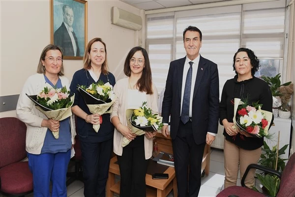 Başkan Dündar’dan sağlık çalışanlarına ziyaret