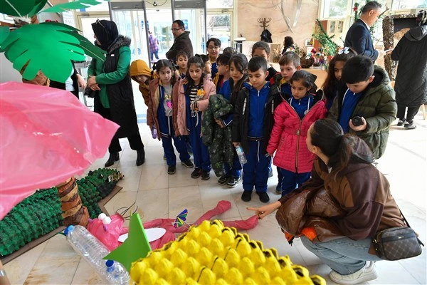 Başkentli çocukların hazırladığı Geri Dönüşüm Sergisi ziyarete açıldı