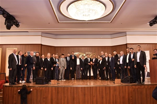 Başkan Bozkurt, muhtarlar ile iftar yaptı