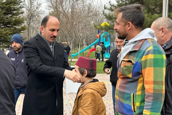 Başkan Altay, Selçuklu Motorlu Vasıtalar Sanayi Camisi’nde vatandaşlarla buluştu