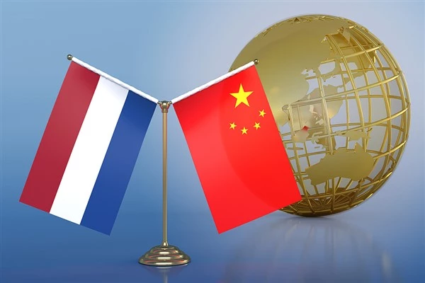 Hollanda Başbakanı Rutte Çin