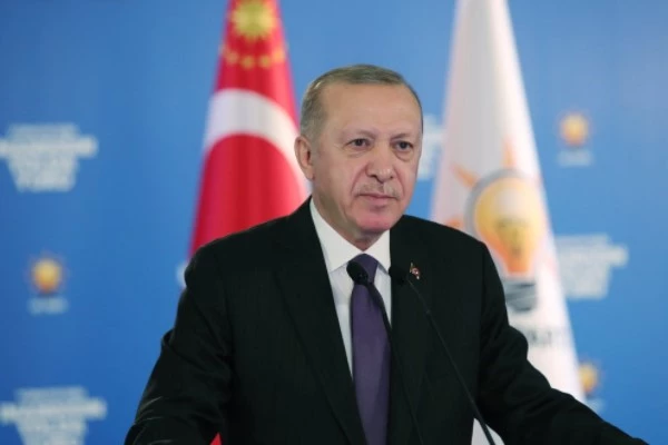 Erdoğan: Çıkarlarımızı savunurken kimin kuyruğuna bassak soluğu PKK