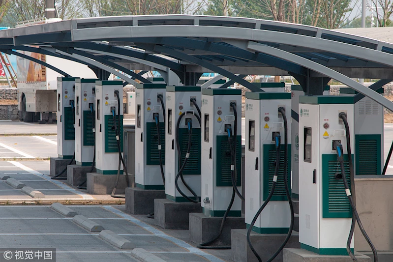 Çin’de 2024 yılında elektrikli araçlar için 5 bin şarj merkezi kurulacak