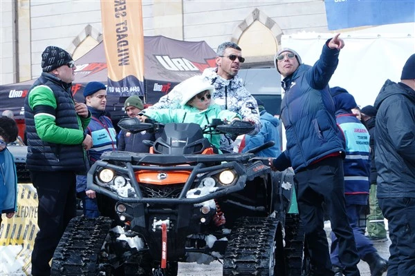 TMF Milli Takımlar Kaptanı Sofuoğlu, Dünya Snowcross Şampiyonası için Erciyes