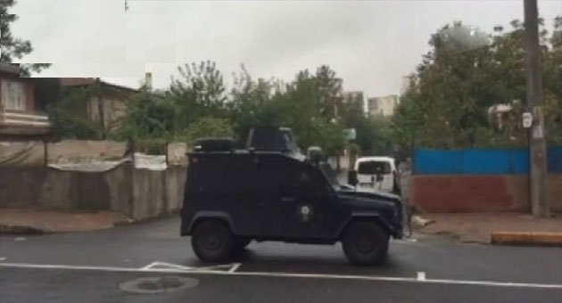 Diyarbakır`da IŞID`e operasyon: 2 polis şehit