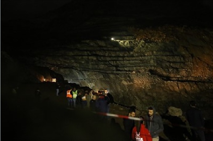Siirt`te Maden ocağında facia! 3 işçi öldü, 13 işçi göçük altında