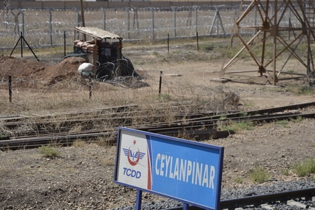 Sınıra Atatürk Barajından Sulu Önlem