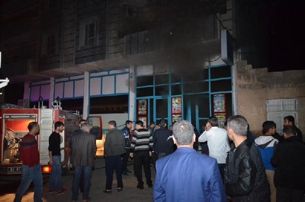 Viranşehir`de markete molotoflu saldırı