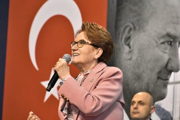 Akşener