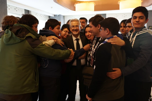 Çanakkale Kale Gençlik Derneği İzcileri, Başkan Erdem