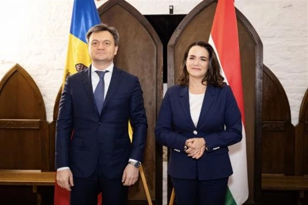 Moldova Başbakanı Recean, Macaristan Cumhurbaşkanı Novak ile görüştü