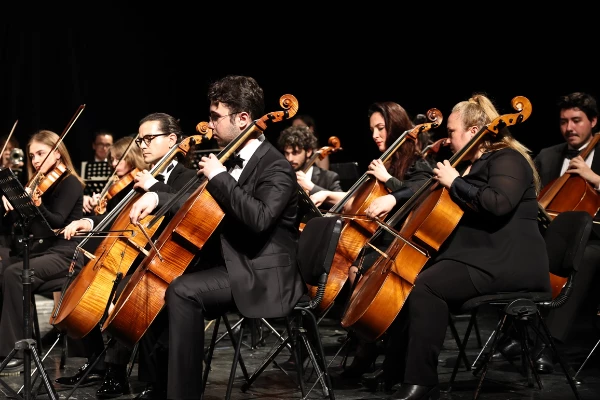 Nilüfer Oda Orkestrası 20. yaşını konserle kutladı