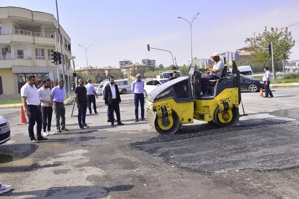  Viranşehir Caddesi, Toki Kavşağında sıcak asfalt çalışması yapıldı 