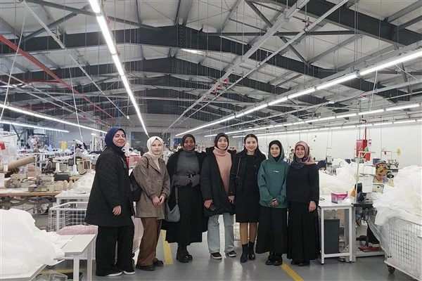 SUBÜ Ferizli MYO Moda Tasarımı Programı öğrencileri teknik gezideydi