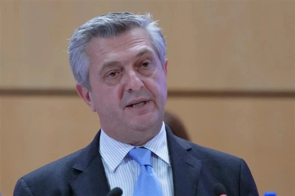 Grandi: “Demokrasiyi olduğu gibi kabul edemeyiz”