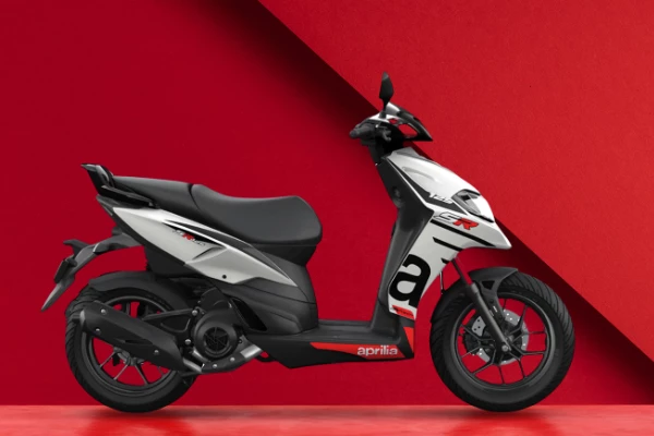 Aprilia’nın şehir içi sportif scooter modeli SR 125 Türkiye’de