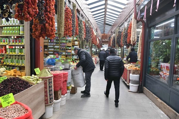 Anafartalar Belediye Çarşısı yenilendi