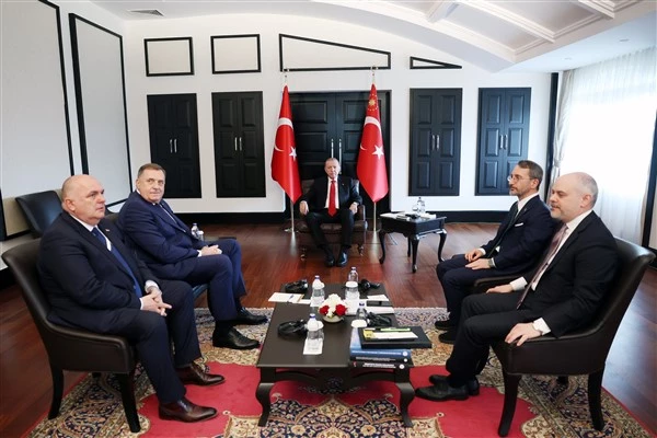 Cumhurbaşkanı Erdoğan, Bosna-Hersek Sırp Kesimi Başkanı Dodik ile bir araya geldi