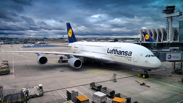 Lufthansa cabin workers go on strike