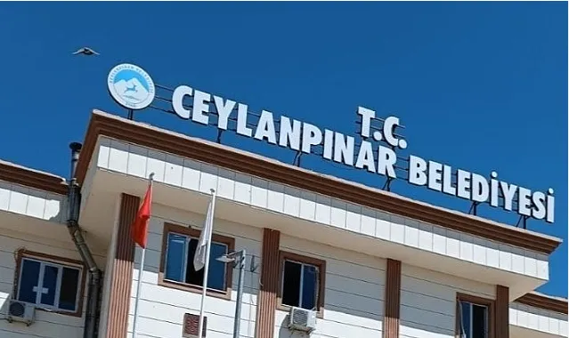 CEYLANPINAR BELEDİYESİNDEN “HALK GÜNÜ” UYGULAMASI: TEPKİLER VE YORUMLAR GECİKMEDİ
