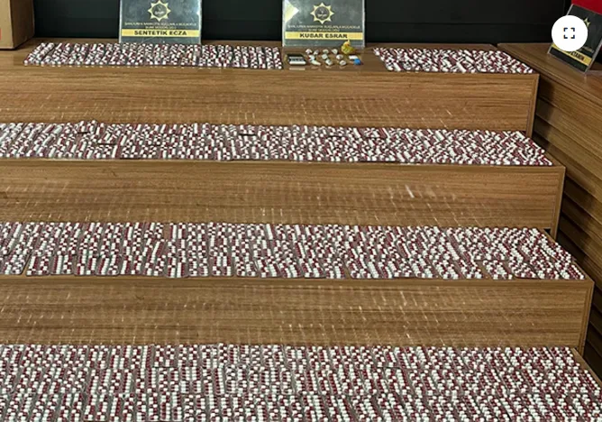  Zehir Tacirlerine Bir Darbe Daha: 3 Gözaltı