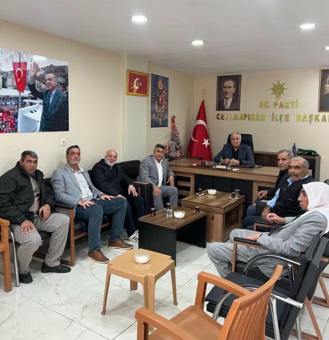 Ceylanpınar Esnaf VE Sanatkarlar Odası Başkanı Bülent Çelik’ten AK Parti İlçe Başkanı İhsan Değirmeci’ye Ziyaret