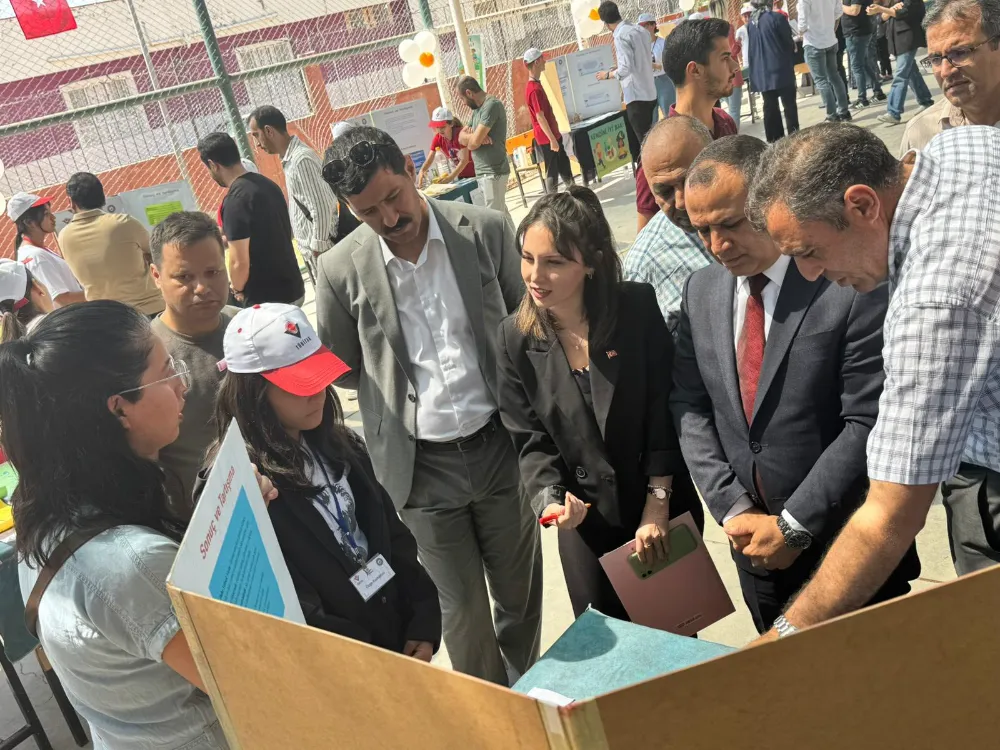 Ceylanpınar Borsa İstanbul Ortaokulu’nda TÜBİTAK 4006 Bilim Fuarı Açıldı