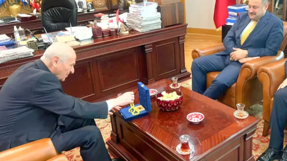 Siverekli İki İsmin Sürpriz Görüşmesi; Gülpınar MHP
