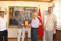 Kaymakam Çakal’dan Ahilik Haftasında Anlamlı Plaket