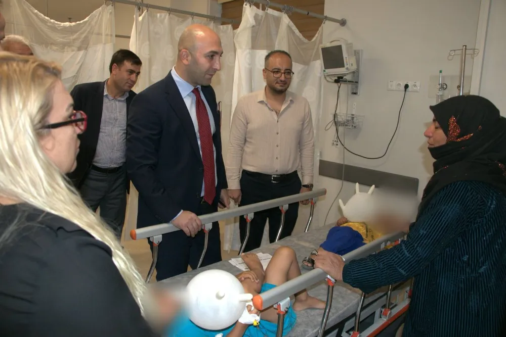 Kaymakam Çakal’dan Yaralılara Geçmiş Olsun Ziyareti