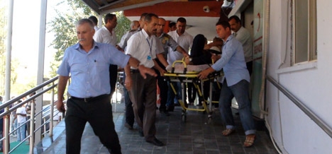 3 Rojavalı Yaralı Ceylanpınar?da Tedavi Edildi