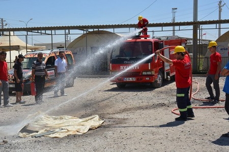 Ceylanpınar Çadır Kentte Yangın Söndürme Tatbikatı Yapıldı