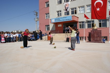 Ceylanpınar?da İlköğretim Haftası Başak İlkokulu`nda Kutlandı