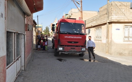 Ceylanpınar?da Zincirleme Yangın