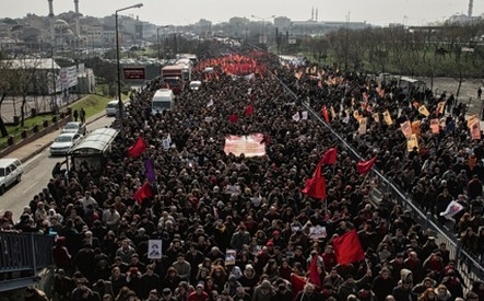 Gösteri Yürüyüşlerinde Haklar Ve Ölümler 