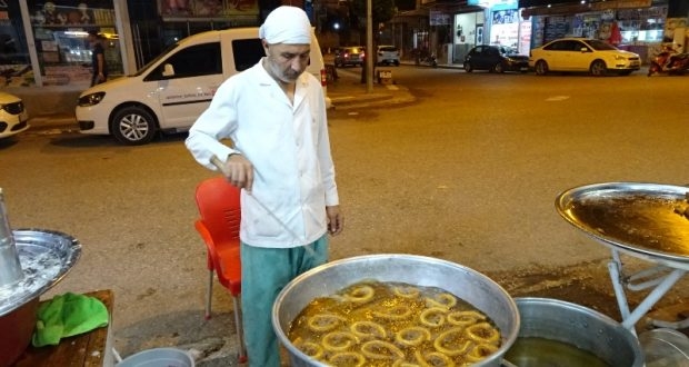 Ramazan?da Halka Tatlısına Rağbet Arttı