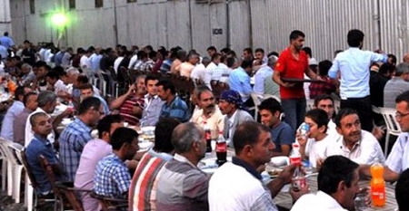 Sınırın sıfır noktasında iftar